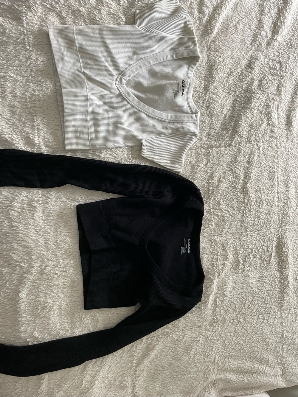 Garage Ribbed V-Neck Cropped Tops - White & Black (Set)